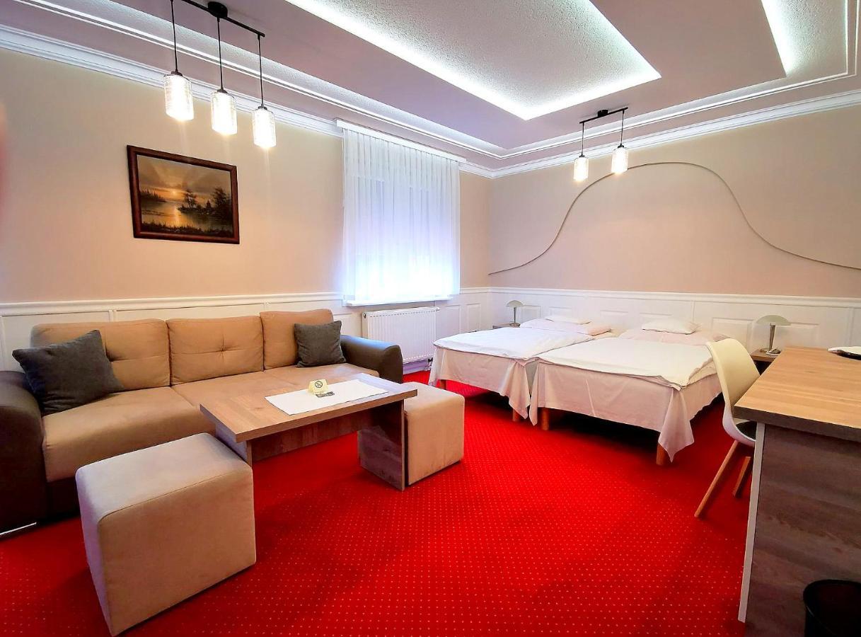 Hotel Dom Nad Rzeka Skwierzyna Exterior foto