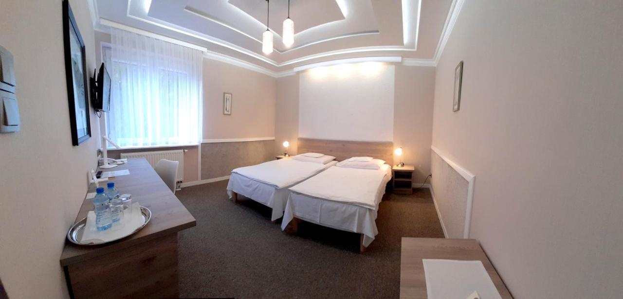 Hotel Dom Nad Rzeka Skwierzyna Exterior foto