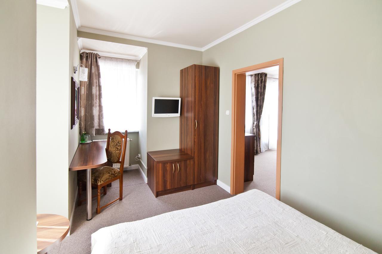 Hotel Dom Nad Rzeka Skwierzyna Zimmer foto