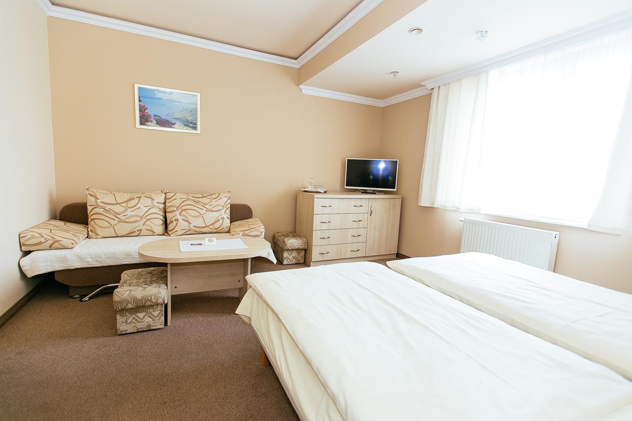 Hotel Dom Nad Rzeka Skwierzyna Exterior foto