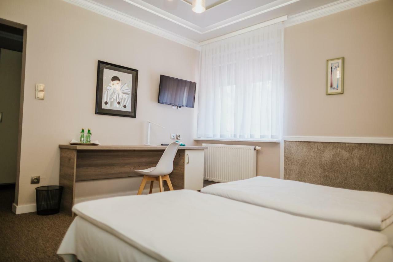 Hotel Dom Nad Rzeka Skwierzyna Exterior foto