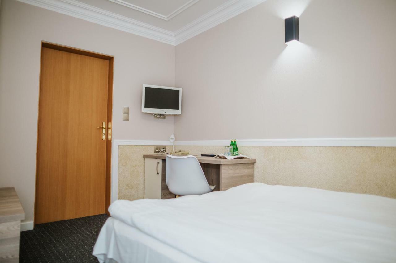 Hotel Dom Nad Rzeka Skwierzyna Exterior foto